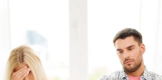 7 Sinais Que o Homem Está Passando Por uma Crise da Meia Idade