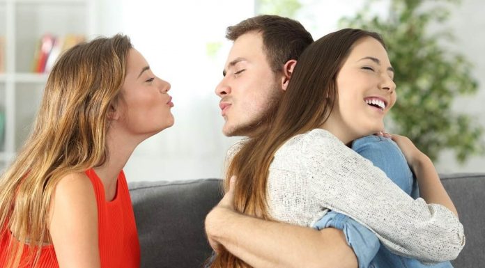 7 Perigos de Aceitar um Relacionamento Aberto 7 Perigos de Aceitar um Relacionamento Aberto