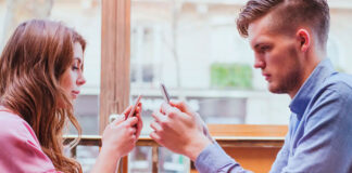 Pesquisa Mostra Que Redes Sociais Podem Atrapalhar os Relacionamentos Redes Sociais Podem Atrapalhar os Relacionamentos