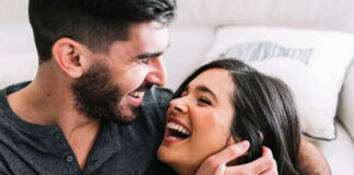 Mantendo a Chama Acesa no Relacionamento: Estratégias para uma Conexão Duradoura e Apaixonada