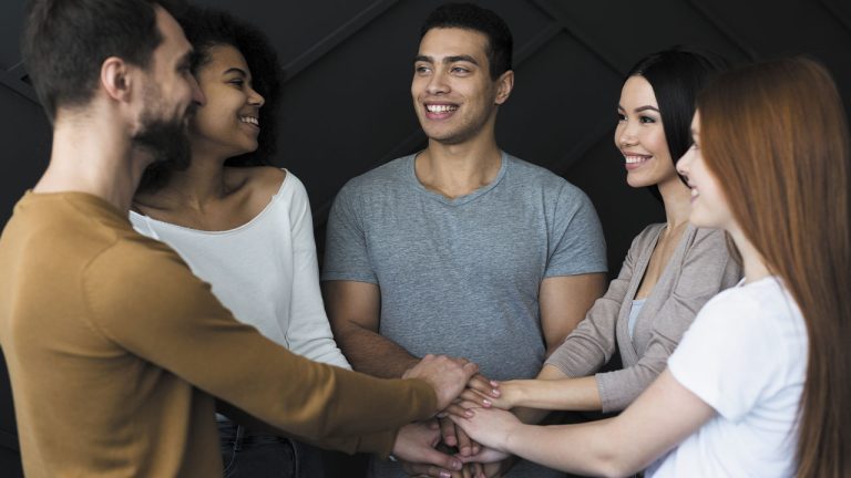 Como Lidar com Família e Amigos nos Relacionamentos