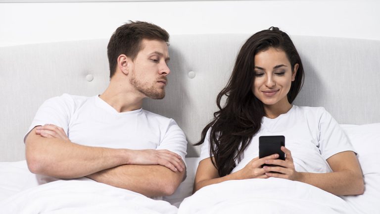 Intimidade e Conexão no Relacionamento: Nutrindo os Laços do Amor