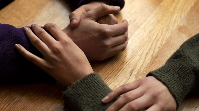 Ciúmes e Confiança: Navegando nas Águas Complexas dos Relacionamentos
