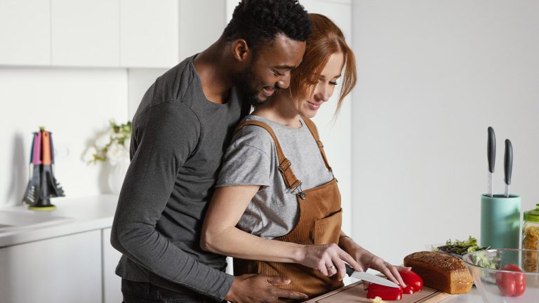 Cozinhando Juntos: Experiências Culinárias para Casais