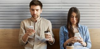 Explorando Relacionamentos Não Convencionais: Desafios, Benefícios e a Evolução das Formas de Amar