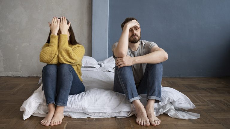 Relacionamentos em Tempos de Crise: Navegando pelas Águas Turbulentas Juntos