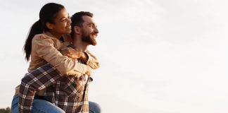 Dicas para Criar um Ambiente Positivo no Relacionamento Dicas para Criar um Ambiente Positivo e Apoiador no Relacionamento