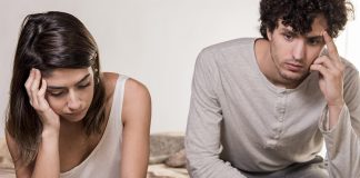 Sinais de que o Parceiro Está Perdendo o Interesse Sinais de que o Parceiro Está Perdendo o Interesse