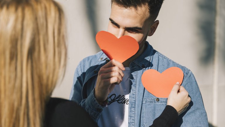 Explorando a Complexidade do Amor Moderno