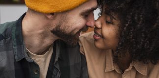 Sinais de que o relacionamento está ficando sério Sinais de que o relacionamento está ficando sério