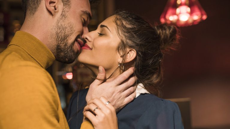 Segredos de Como Beijar Bem e Surpreender Seu Parceiro